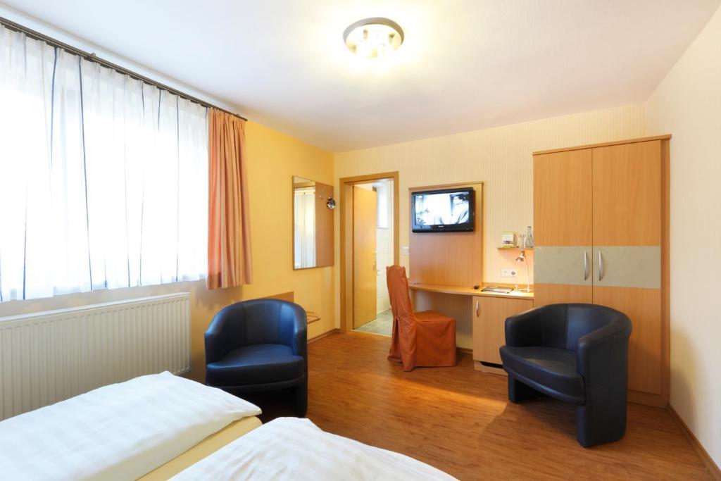 Hotel Pension Stern Bad Buchau Room photo