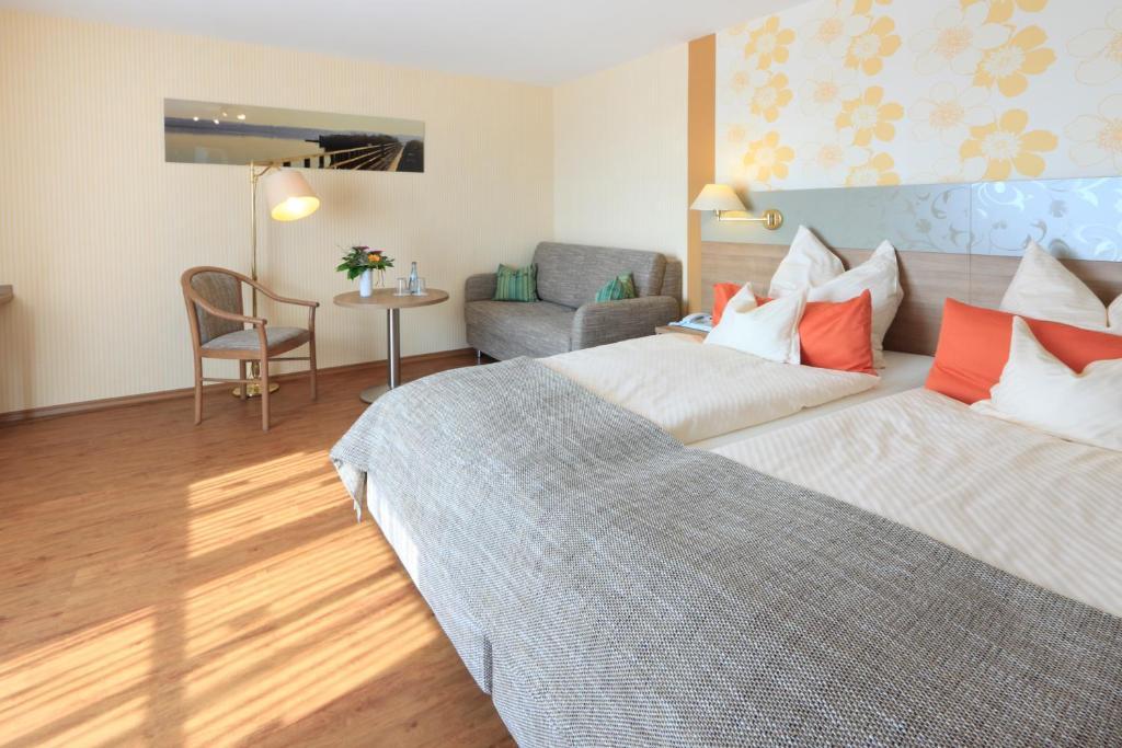 Hotel Pension Stern Bad Buchau Room photo